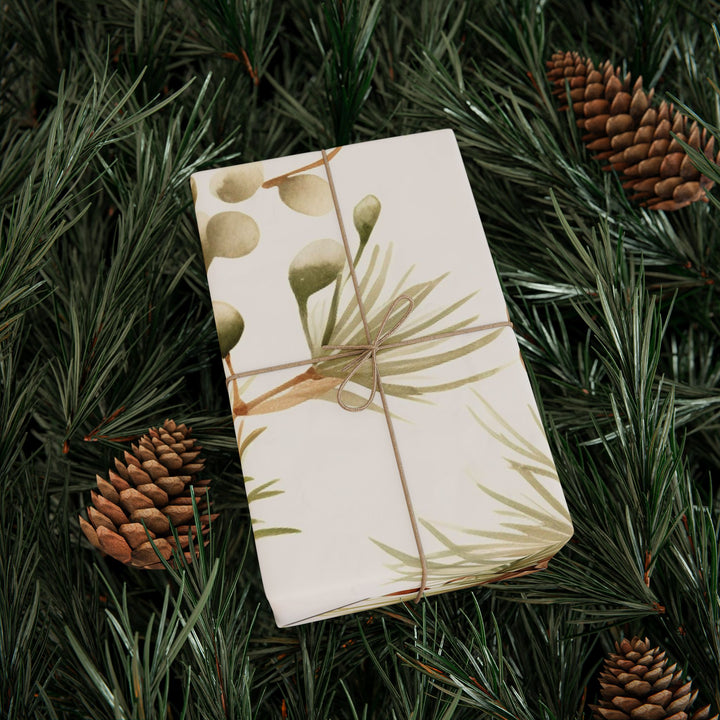 Wrapping Paper - Seasonal Pinecone