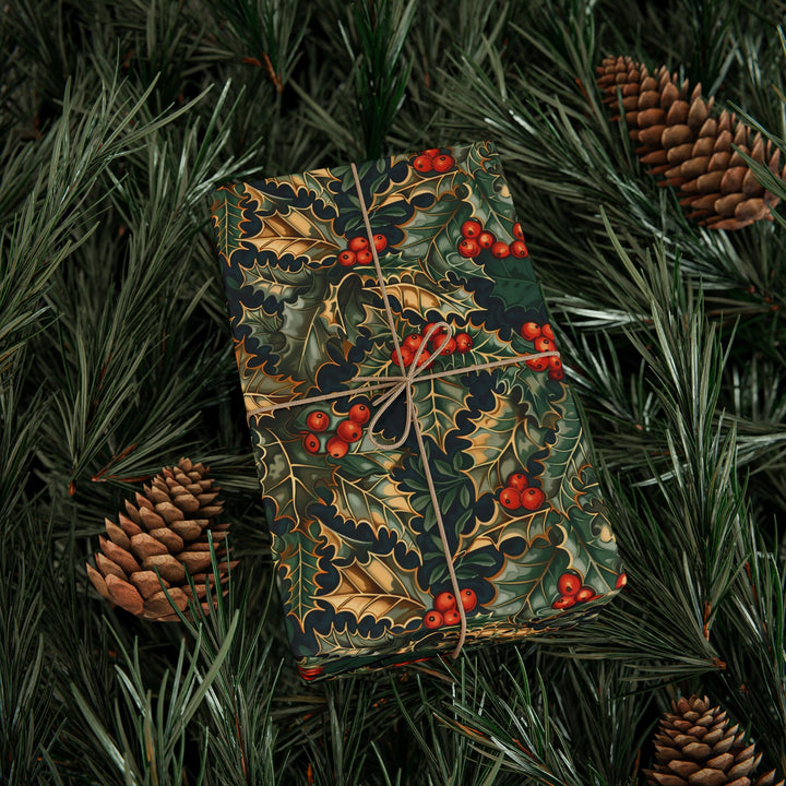 Wrapping Paper - Classic Holly Charm